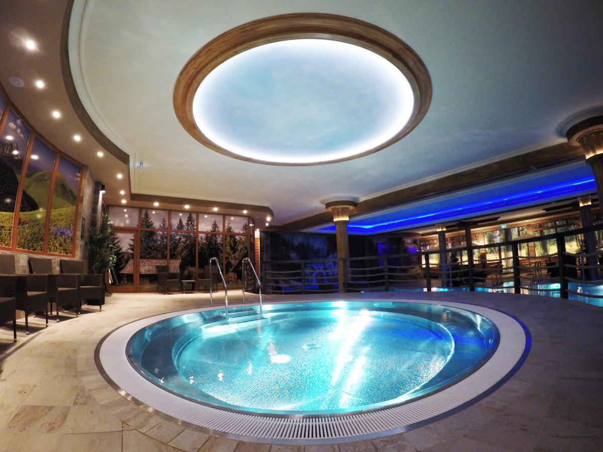 Aqua Sport*** Hotel Puchov Exterior photo